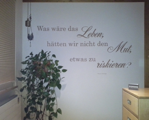 Malerarbeiten – ausgeführt von Romang Struktur & Farbe GmbH Malerarbeiten – ausgeführt von Romang Struktur & Farbe GmbH