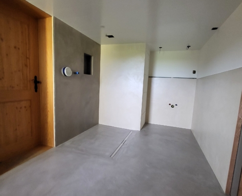 Fugenlose Beschichtungen – ausgeführt von Romang Struktur & Farbe GmbH Fugenlose Beschichtungen – ausgeführt von Romang Struktur & Farbe GmbH